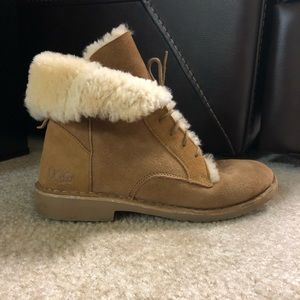 Ugg Quincy boots size 7